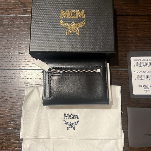 MCM Tracy Trifold Black Leather Mini Wallet - Picture 5 of 5
